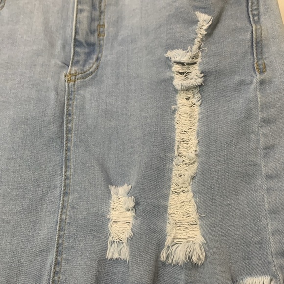 Denim BLVD Slim Fit Rugged Jean Skirt Waist 28 Distressed Mini Skirt Blue Wash - Picture 3 of 7